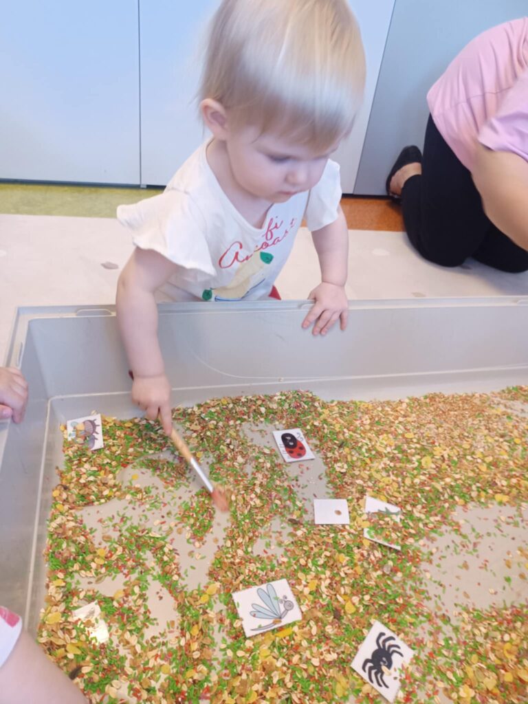 Mieszkańcy łąki – co&nbsp;w&nbsp;trawie piszczy?